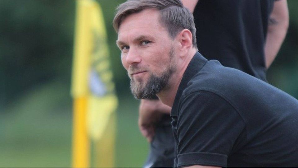 Ist stolz auf sein Team: Fortuna-Glienicke-Coach Sascha Flemming Foto: Schütz