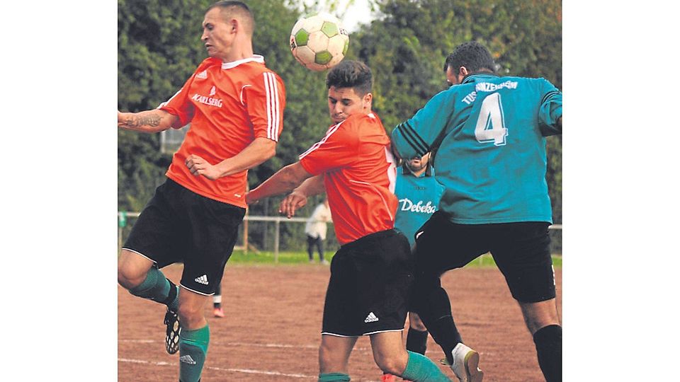 Klare Sache: In der C-Klasse Ost gewann Roxheim II (in Orange) 4:1 gegen die SG Adler Winzenheim.   (Foto: Heidi Sturm)