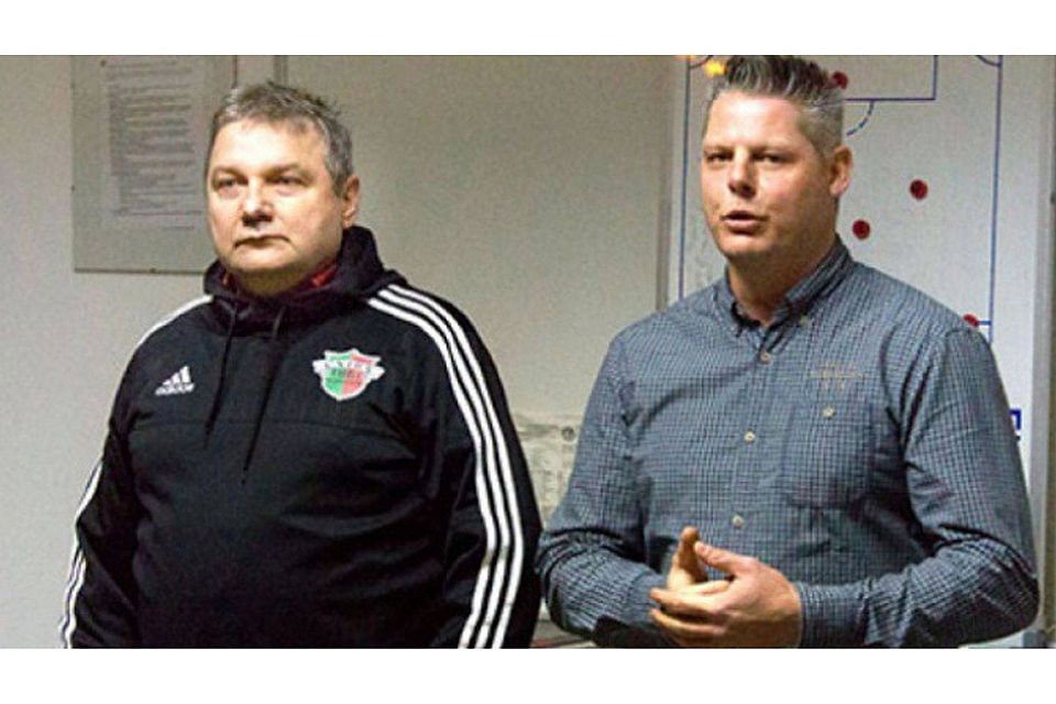 Dorian Reichelt (re.) stellt präsentiert mit Steffen Grohe den neuen Trainer bei Union II.        (F. Verein)
