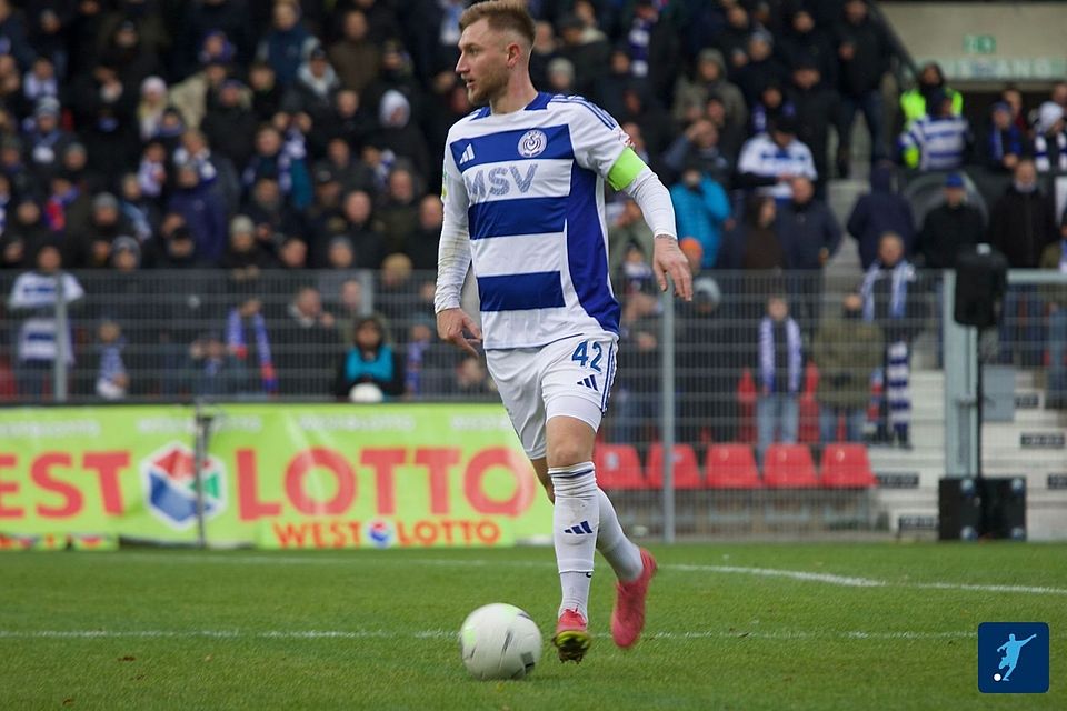 Alexander Hahn hadert mit der eigenen Leistung und den Entscheidungen des Schiedsrichters.