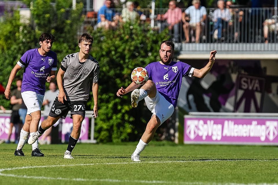 Spielerisch überzeugen und kämpferisch dagegenhalten wollen Michael Gartner und die SpVgg in Dornach.