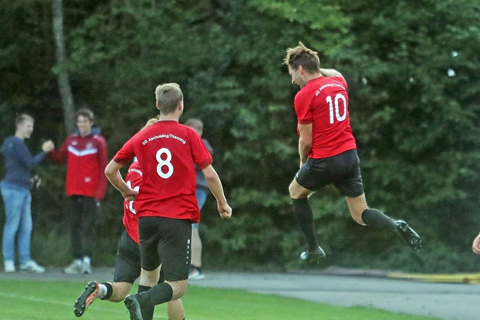 SG Ascholding/Thanning jubelt nach klarem Sieg (Archivfoto)