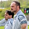 Bleiben auch kommende Saison Trainer des TSV Neuried – unabhängig von der Liga: Chefcoach Daniel Dörfler (vorne) und Co-Trainer Manuel Nuñez Beyerle. A-Foto: Dagmar Rutt