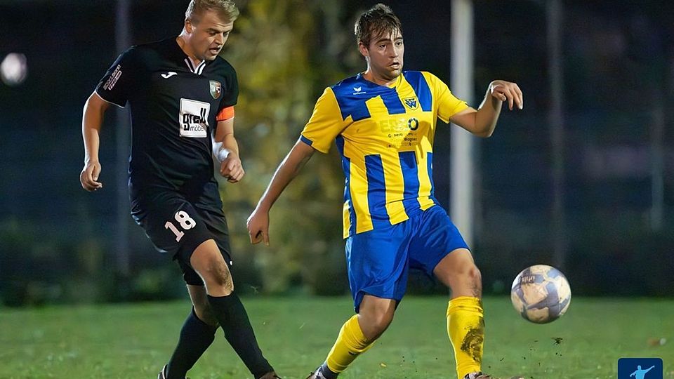 Luca Ruedi (links im Bild) geht in der kommenden Saison für den SV Reinstetten auf Torejagd.