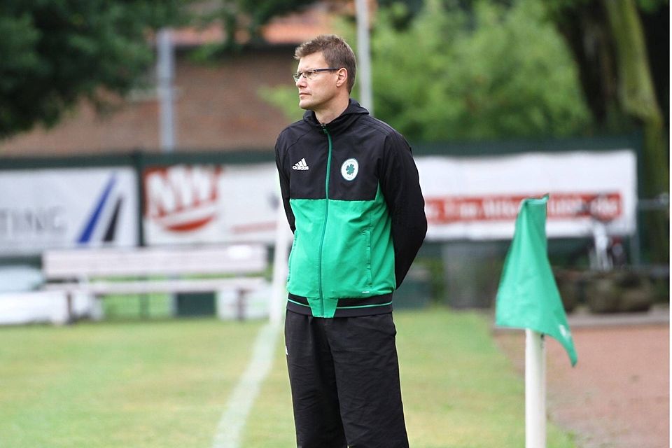 Der "Lange" bleibt auch nächste Serie Trainer beim TuS Tengern II: Jörn Paulsen