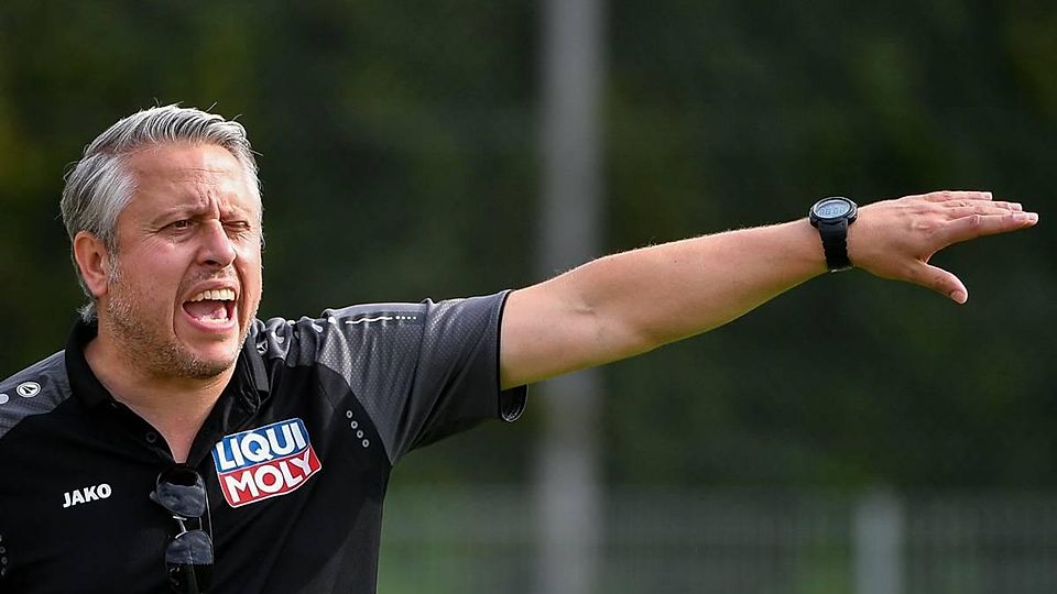 Der VfB Eichstätt um Trainer Markus Mattes hat im Ligapokal der Regionalliga die Chance auf die zweite DFB-Pokal-Teilnahme der Vereingeschichte.
