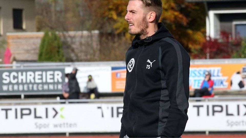 Der TSV 1860 Rosenheim würde Trainer Strobl gerne noch lange behalten, glaubt aber selbst nicht daran. F: Buchholz