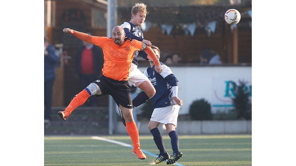In allen Spielen war Wildsachsens Kapitän Serdar Barin (l.) für sein Team über die volle Distanz am Ball - ein echter Leader eben. Archivfoto: Vigneron
