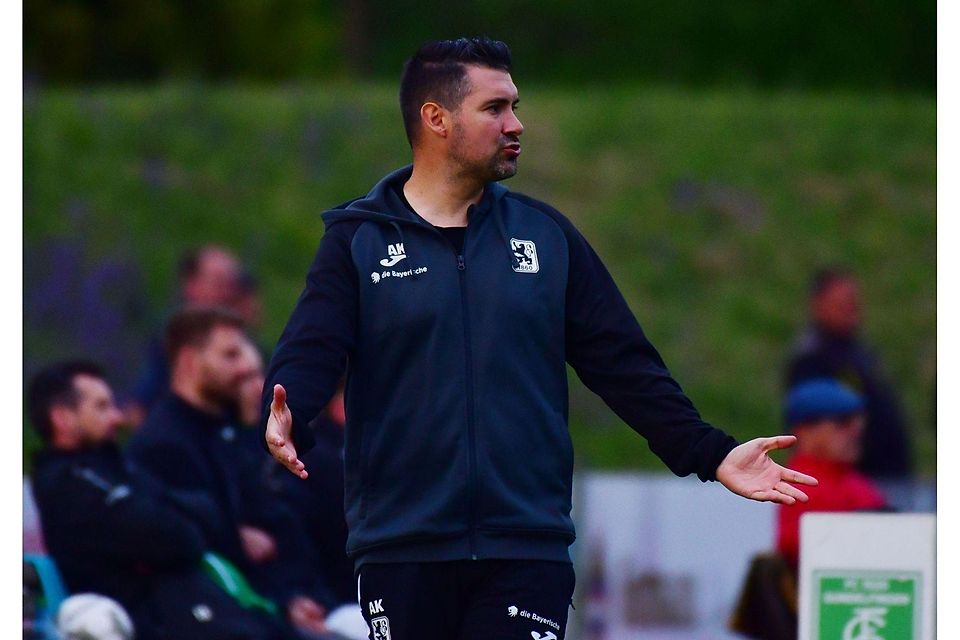 Alper Kayabunar und der TSV 1860 II verloren gegen Gundelfingen mit 2:4.