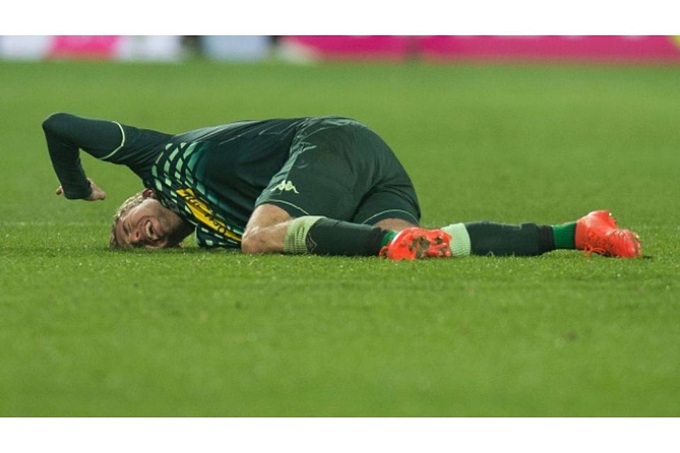 Borussias Mittelfeldspieler hat sich beim 0:1 in Augsburg am Samstag verletzt und wird der Fohlenelf einige Wochen fehlen.Foto: Getty Images
