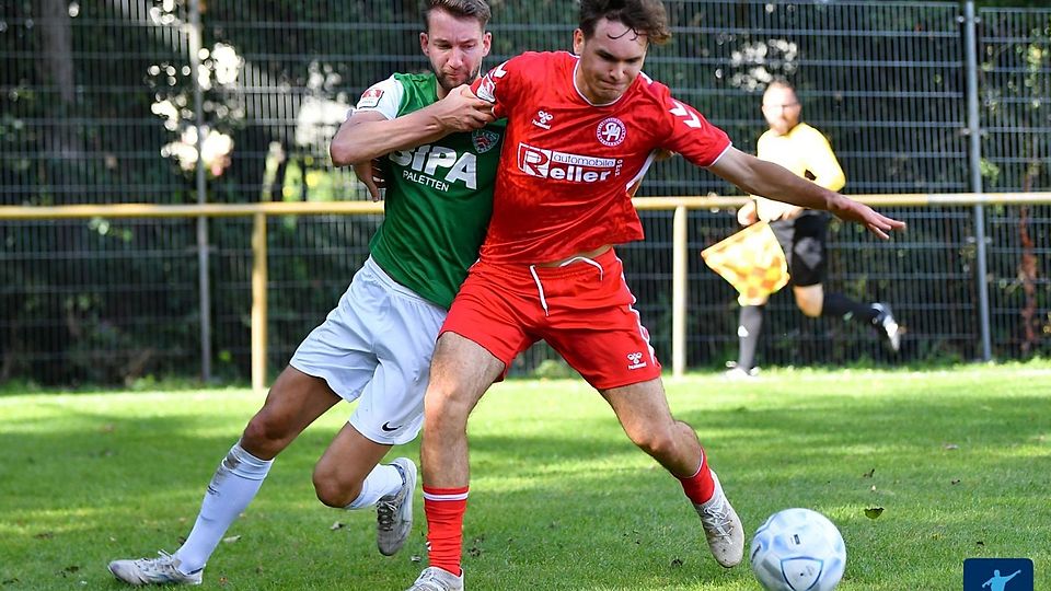 Das Acht-Tore-Spektakel gegen den TuS Dornberg entschied der SV Heide Paderborn (in rot) für sich.