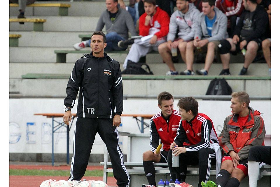 Männer-Trainer Bernd Eigner baut immer wieder Jugendspieler in die erste Mannschaft des SV Memmelsdorf ein.