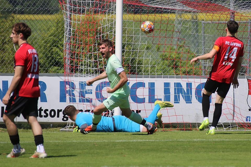 Schon in der dritten Minute fing sich der FC Affing das 0:1 durch Lucas Möller nach einem Freistoß, den dieser knapp neben den linken Pfosten in den Kasten hämmerte.