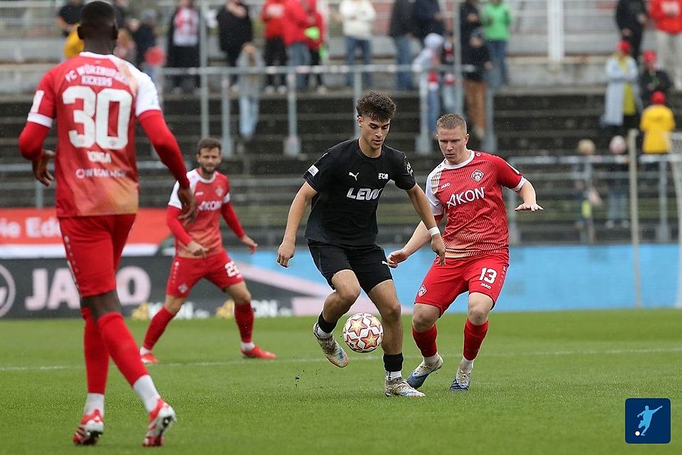 Vom Kotterner Nachwuchskicker zum Memminger Leistungsträger: David Günes (in schwarz) hat sich im Allgäu zum Regionalliga-Spieler entwickelt.
