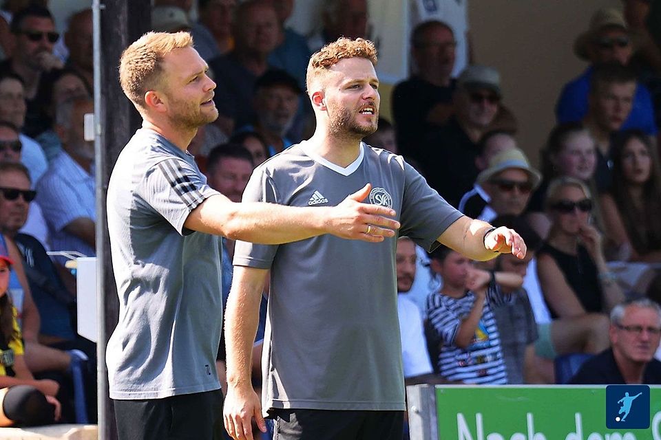 Thomas Leberfinger (li.) und Christoph Dinkelbach sollen den SV Kirchanschöring in die Spur bringen. Thomas Leberfinger (li.) und Christoph Dinkelbach sollen den SV Kirchanschöring in die Spur bringen.