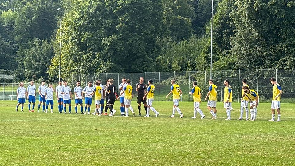 Wädenswil (in gelb) siegte zweistellig beim Fünftliga-Verein Hajduk.