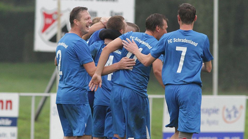 Feierten gegen Germania Ruhland ein Heimspektakel: Die Mannen des FC Schradenland.F: Bock