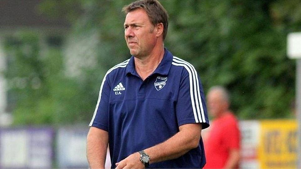 Der SV Schöllnach empfängt am Sonntag den SV Pankofen mit Ex-Trainer Uwe Augustin. F: Enzesberger