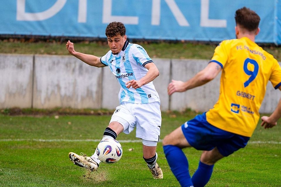 Pipinsried (rechts) empfängt zuhause Gundelfingen, 1860 II gastiert bei Türkspor Augsburg. 