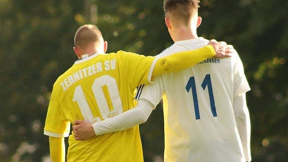 Zusammen in die Corona-Pause. Einige Partien werden am Wochenende in Brandenburg noch gespielt.