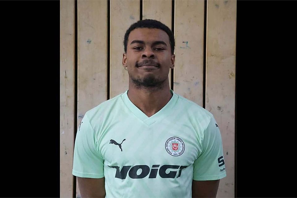 Russell Khadi (PSV Neumünster).