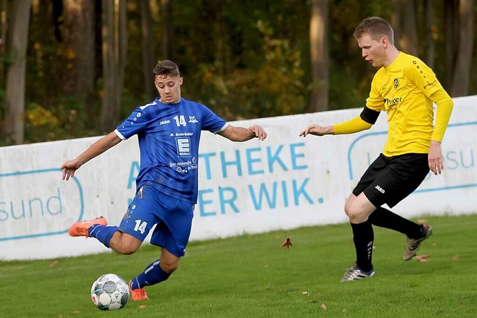 Der Treffer von Moritz Danberg (li.) zum 2-2 nach der Halbzeit belohnte das Hoch des Preetzer TSV.