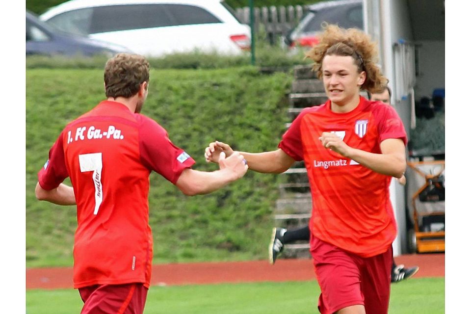 Zwei Neuzugänge, zwei Torschützen: Michael Rauch (l.) und Jonas Schrimpf trafen beide für den 1. FC.  fotoL: rabuser