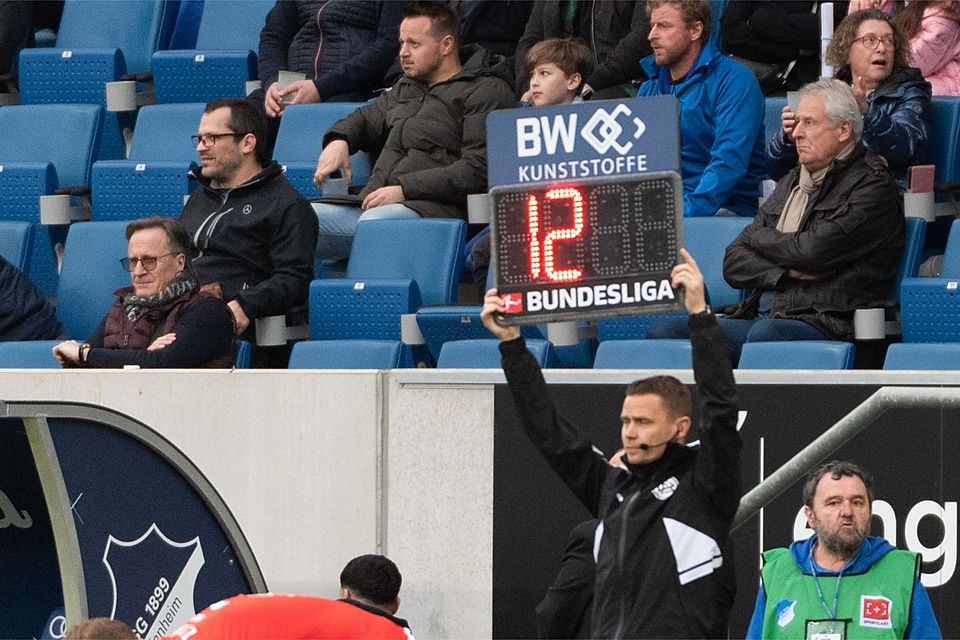 Wer hat an der Uhr gedreht?