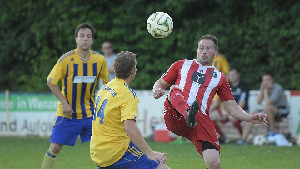 Hat die DJK Duggendorf verlassen: das Brüdertrio Hackner um Manuel (re.). F: Schneider