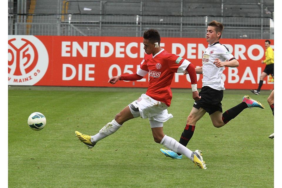 Künftig für das Mainzer U19-Bundesliga-Team am Ball: Jugendnationalspieler Devante Parker