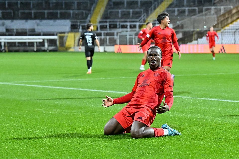 Nestory Irankunda brachte den FC Bayern im Grünwalder Stadion früh in Front.