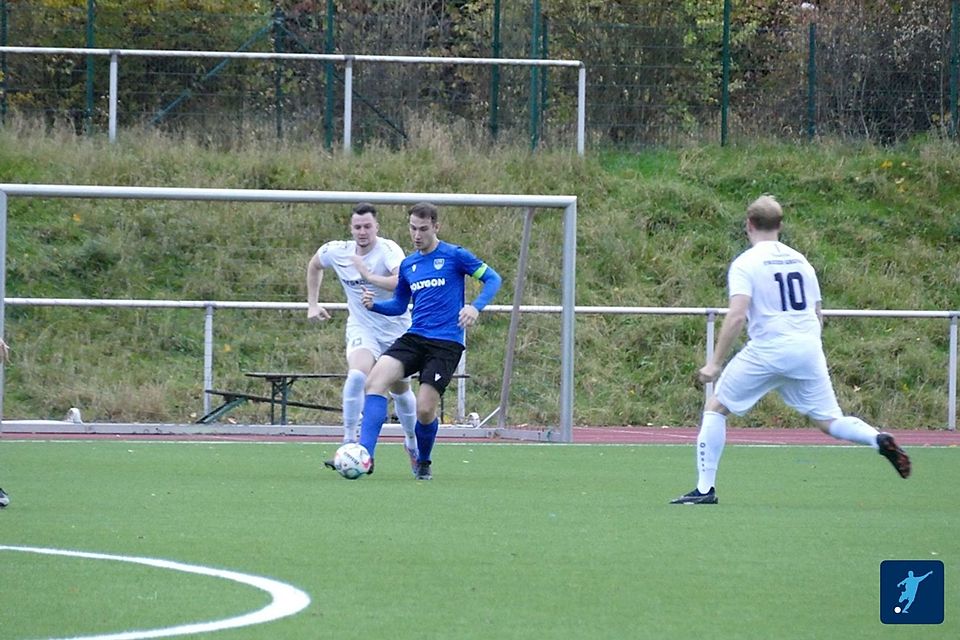 Frederik Döppeler (VfR Rüblinghausen, Bezirksliga Staffel 5) sichert sich den 1. Platz in der überkreislichen Torjägerliste, mit 42 Toren