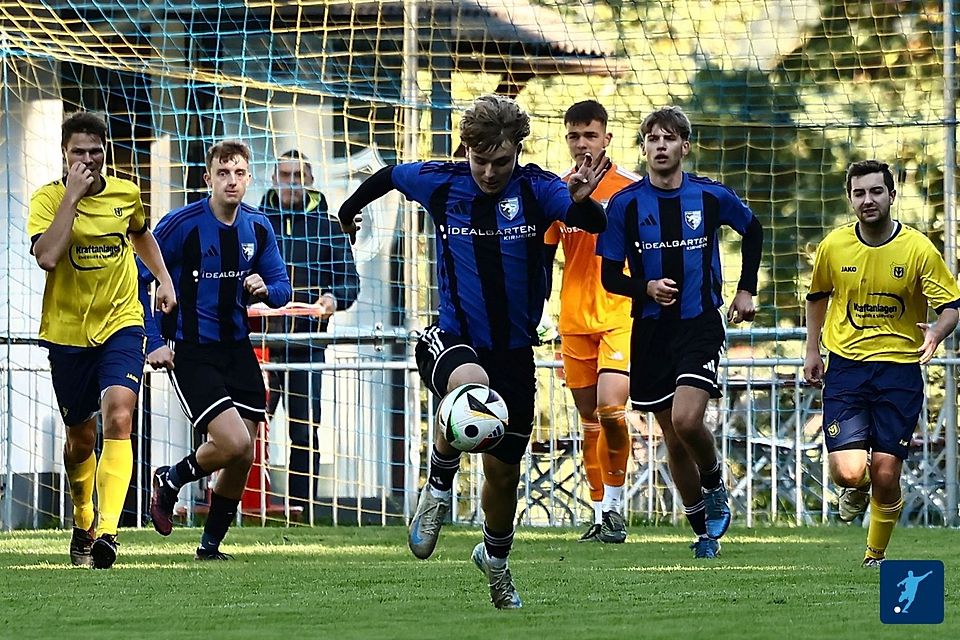 Mit hohem Tempo will man die Verteidigung von Geratskirchen aushebeln. Gewarnt ist man beim FCVE allemal: Im April diesen Jahres "bremste" die DJK-Verteidigung die Löwenoffensive aus und siegte knapp mit 1:0