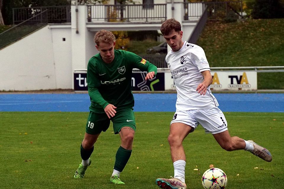 Der TSV Jetzendorf und der FC Kempten kämpfen am Samstag im direkten Duell um Platz zwei.