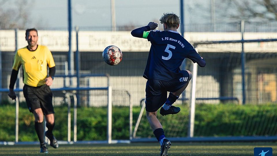 Die Partie des 1. FC Kleve gegen den Mönchengladbach sollte nun stattfinden. 