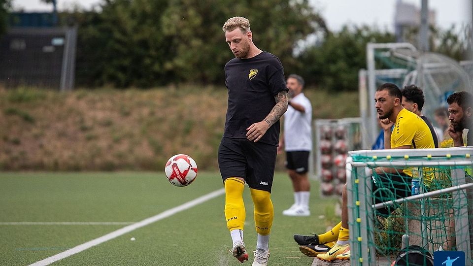 Spielertrainer Pascal Lucas vom Tus Gellep