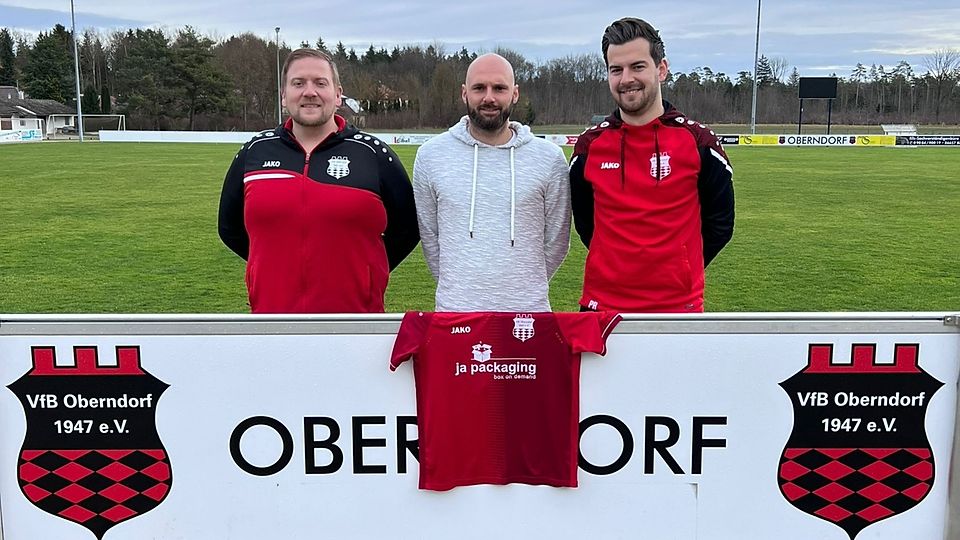 André Fuchs (Mitte) wird zur Saison 23/24 neuer Trainer beim VfB Oberndorf.
