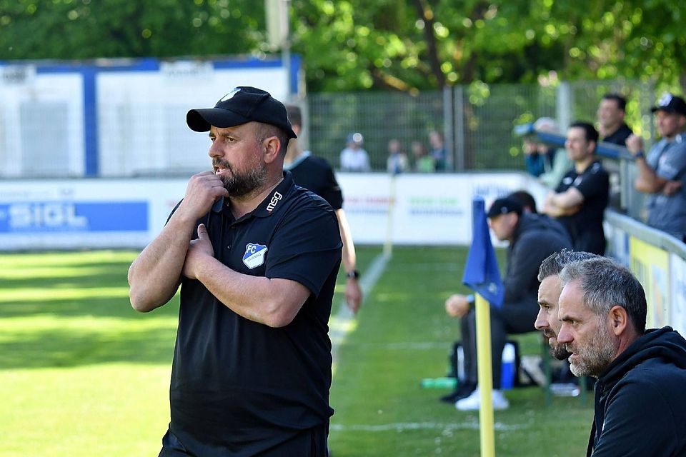 Der FC Ismaning und Trainer Jacky Muriqi verabschieden sich mit einem 0:0 gegen den Kirchheimer SC in die Sommerpause.