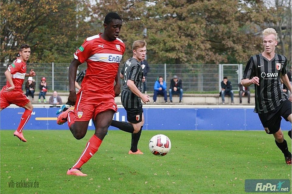 Prince Osei Owusu (hier im Spiel gegen Augsburg) hatte mit seinen zwei Toren maßgeblichen Anteil am 4:1-Erfolg über die TSG Hoffenheim. Foto: Stutz