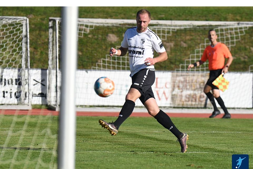 Johann Lauerer geht auch in der kommenden Saison für den SV Neuhausen/Offenberg auf Torejagd.
