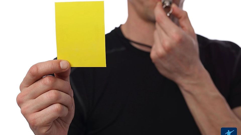 Die Zehn-Minuten-Strafe sorgt immer wieder für Verwirrung. Sie wird seit dieser Saison nicht mehr wegen Fouls, sondern Unsportlichkeiten gezückt. 