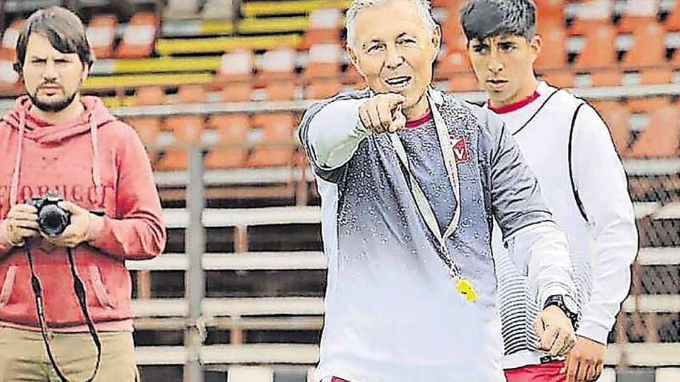 Jürgen Press hängt bei Deportivo Valdivia in Chile noch ein Jahr dran. Foto: Hernandez/Valdivia