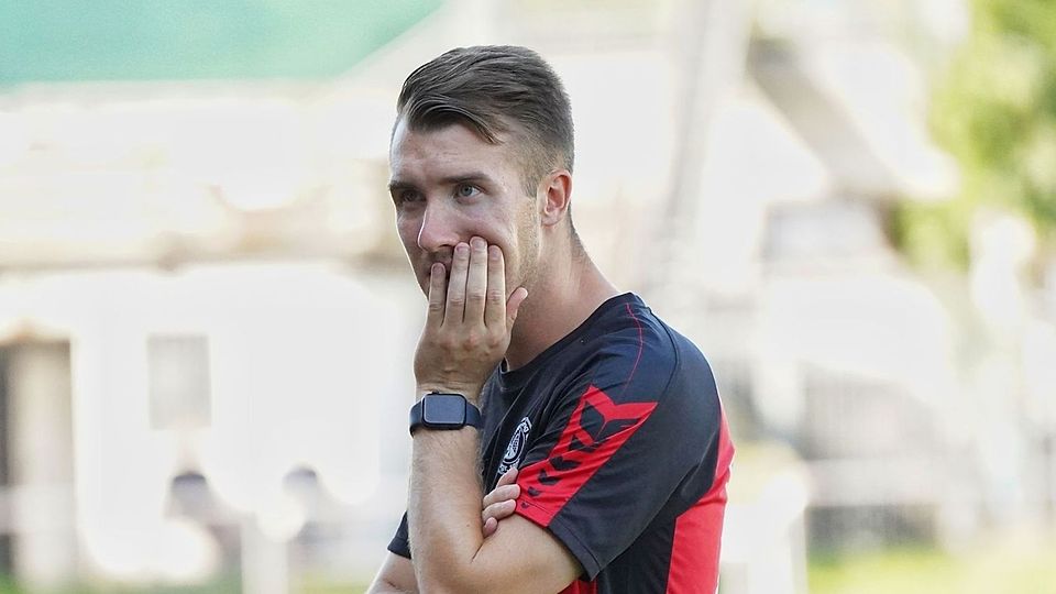 Dominik Sammer trainierte in der Saison 2022/23 den SC Oberweikertshofen in der Landesliga und wird jetzt Co-Trainer von Sascha Mölders in Wiedenbrück.