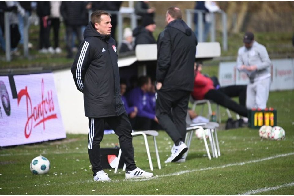 Trainer Martin Genz und seine Kaltenkirchener TS spielen als Aufsteiger eine respektable Saison. 