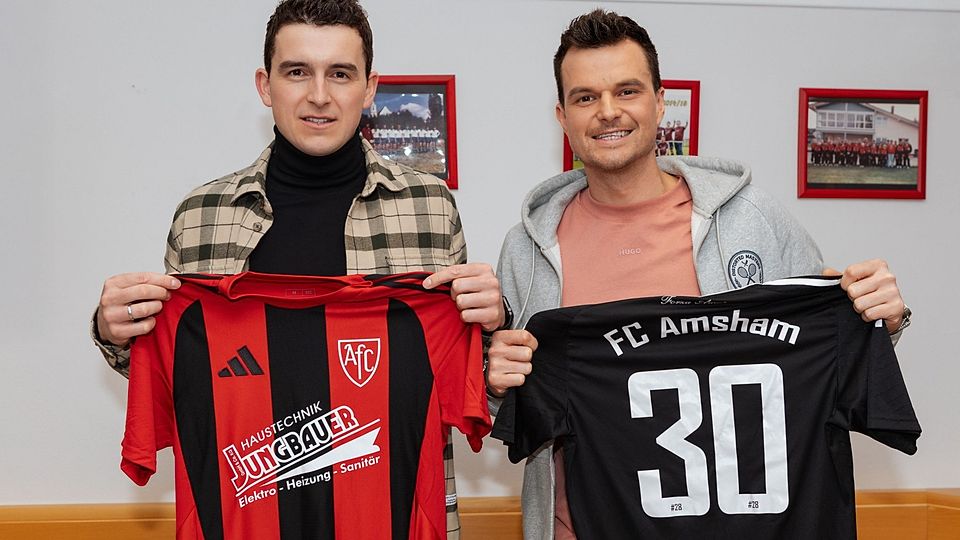 Michael Kölbl (li.) und Philipp Schmidt (re.) bilden in der kommenden Spielzeit das Trainerteam beim FC Amsham.
