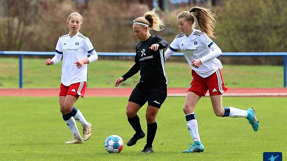 Chancenlos gegen den Hamburger SV: die Damen der TSG Burg Gretesch.