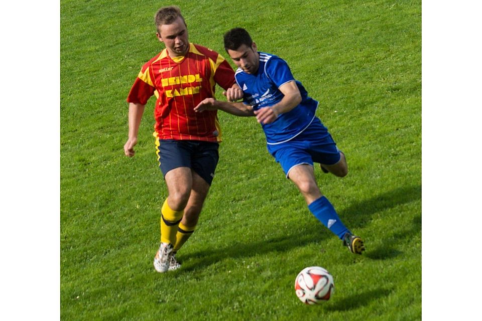 Der SV Waldeck (rot-gelb) hat sich durch die Spielabsage des TSV Pressath II für die Aufstiegsrelegation zur A-Klasse qualifiziert.  F: Schuller&lt;/b&gt;