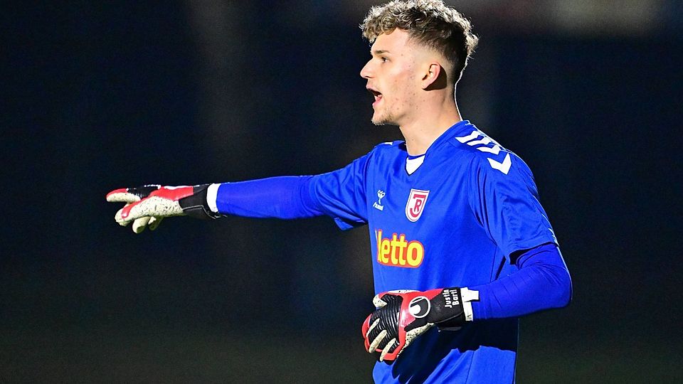 Justin Bartl gehört ab sofort dem Torhüterteam der SpVgg SV Weiden an.