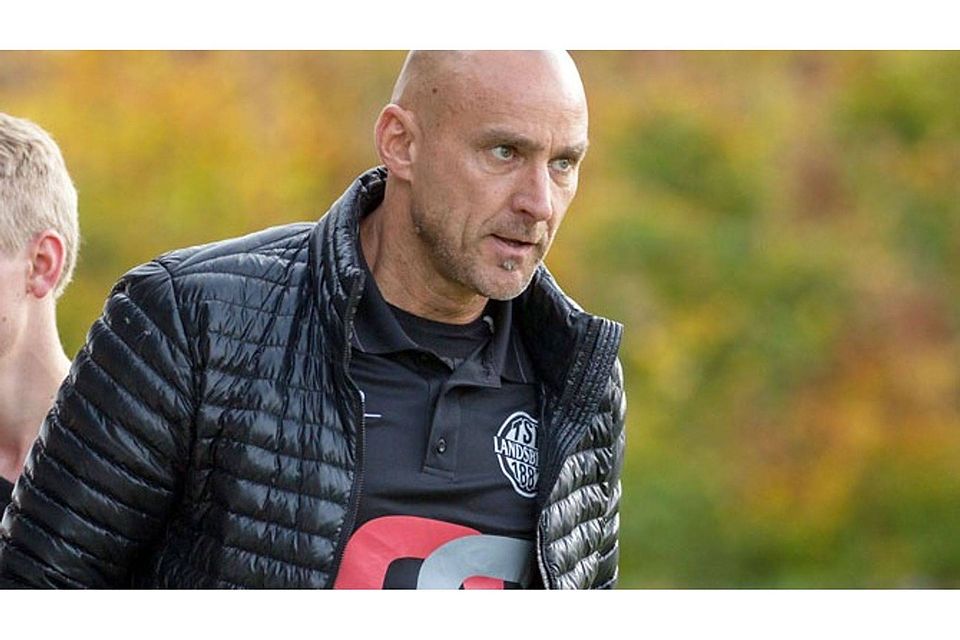 Auf den Premierensieg muss Guido Kandziora noch warten, doch der neue Trainer des TSV Landsberg verbreitet Optimismus.   F.: Julian Leitenstorfer