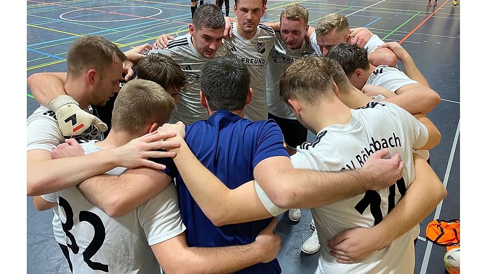 Titelverteidiger Röhrnbach ist der Gejagte.